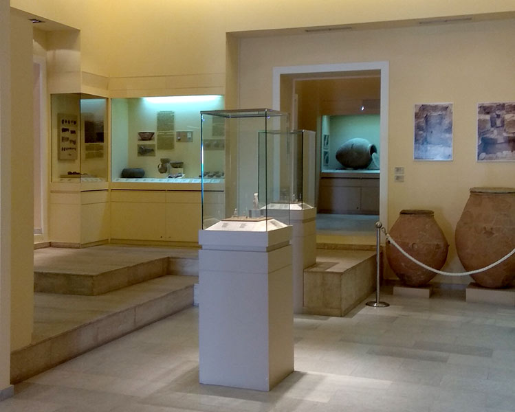Ios Archaeologisches Museum 0003