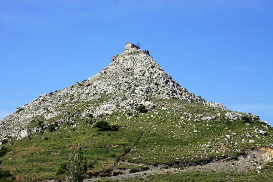 Koskina Burg Ikaria 0004